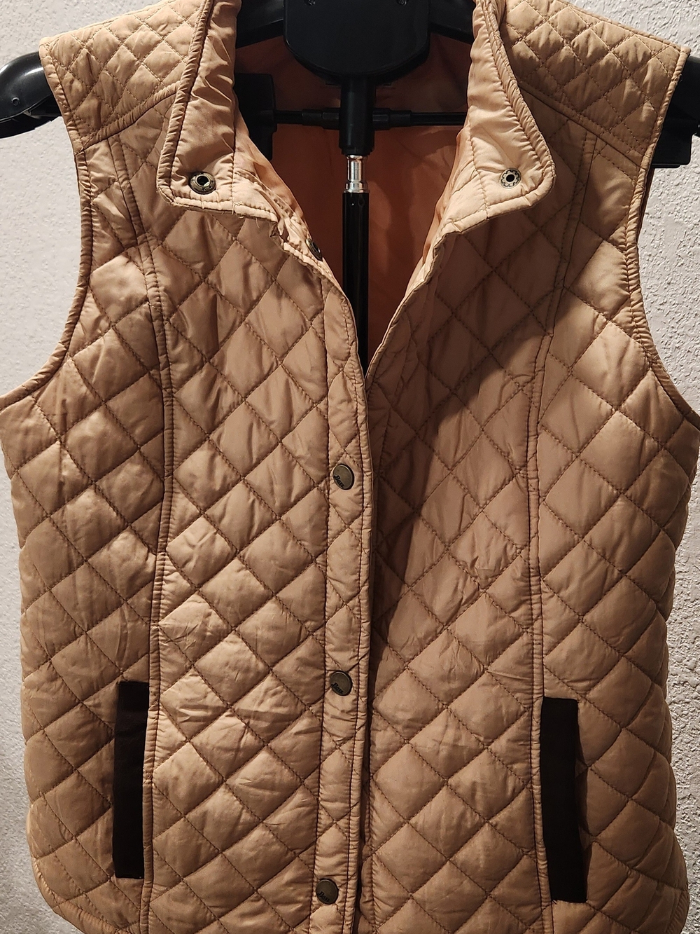 Women's Tan Puffer Vest - Medium